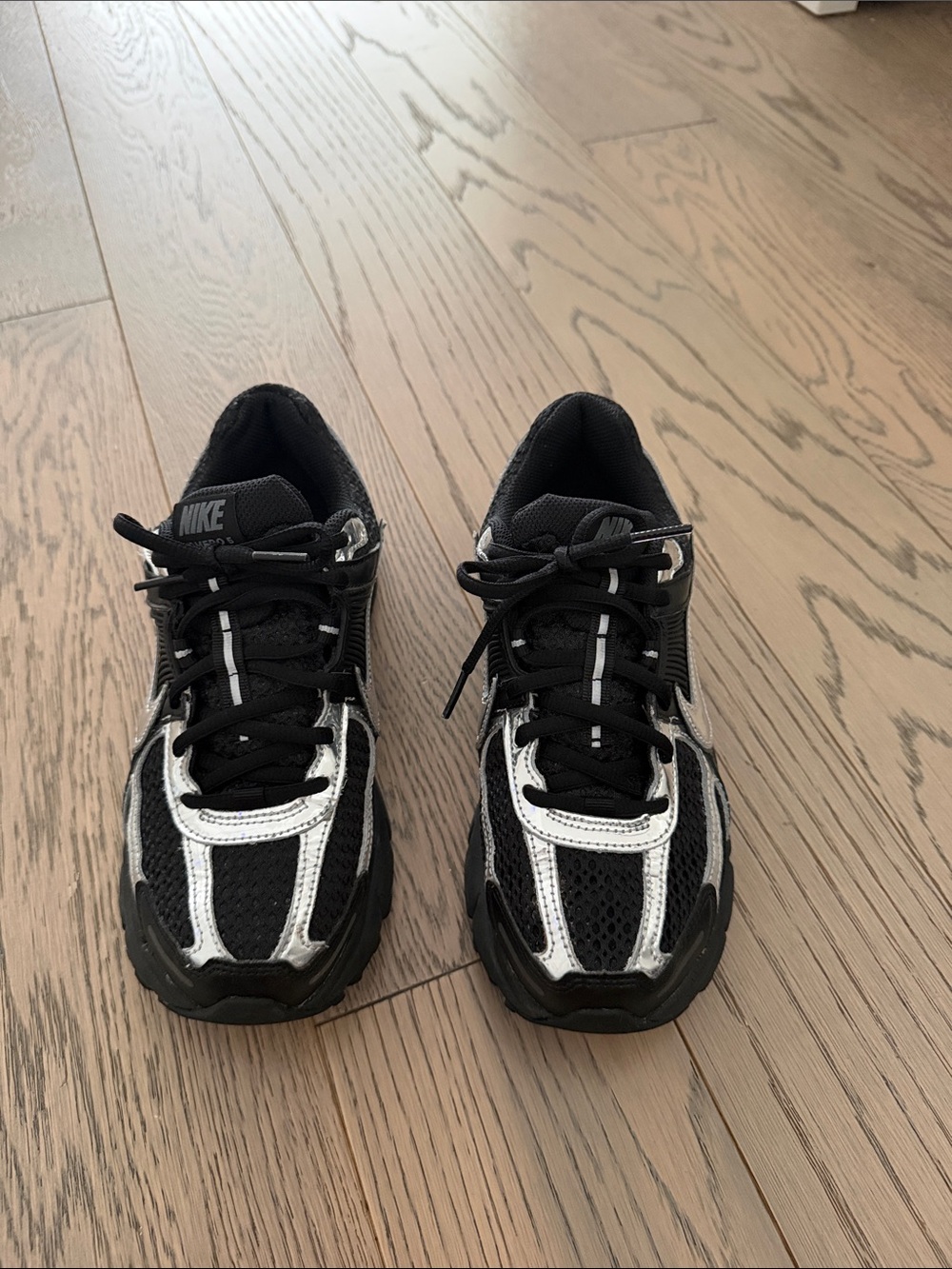 Nike Black & Silver Athletic Sneakers